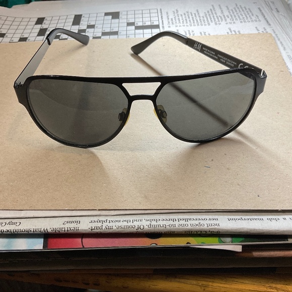 H & M Accessories - H&M aviator sunglasses 358300